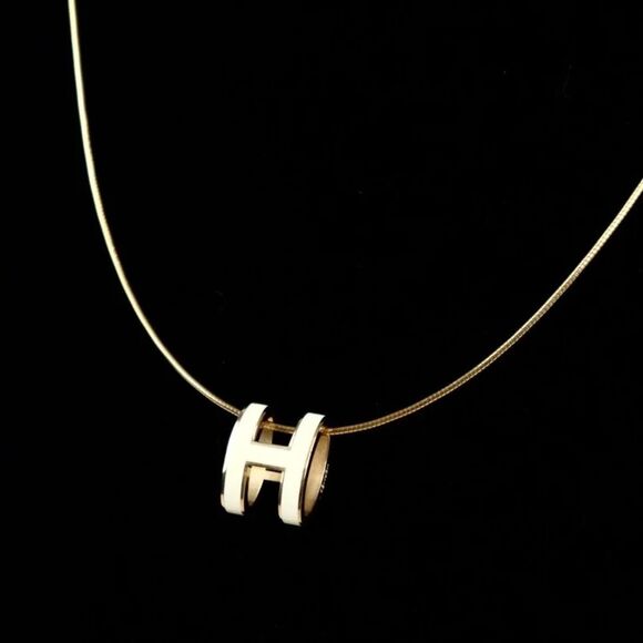 Hermes Ash H Metal Necklace in Gold and Ivory - Picture 4 of 10